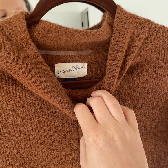 Sweater - Picture 2 of 2